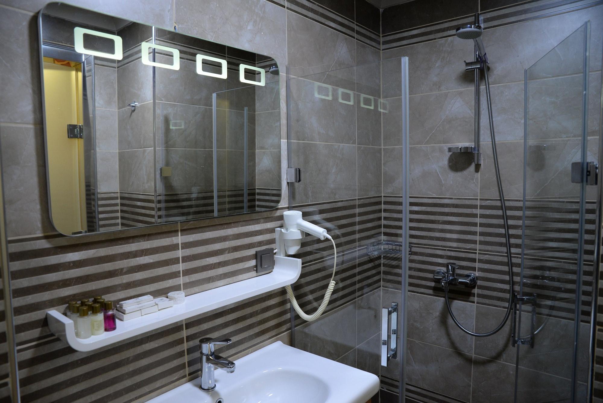 Ferman Apart Hotel Sisli Харбий Экстерьер фото
